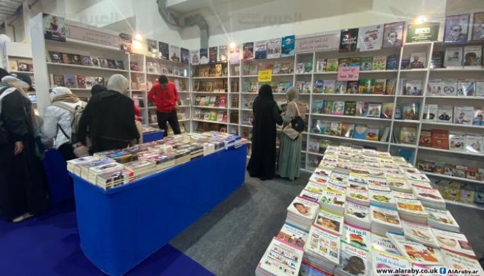 الركود يضرب معرض الكتاب بسبب ارتفاع الدولار
