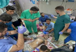 الاحتلال يحتجز قافلة مساعدات ويمنعها من الوصول لمجمع ناصرً
