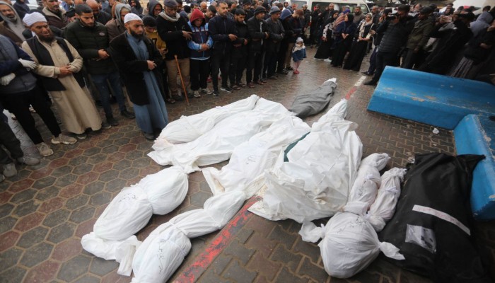 76 شهيدًا و8 مجازر بعدوان الاحتلال على غزة في 24 ساعة