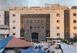 شهداء وجرحى بعدوان صهيوني على مشفى الشفاء في غزة