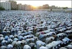 أول صلاة عيد في الخلاء في القرن العشرين