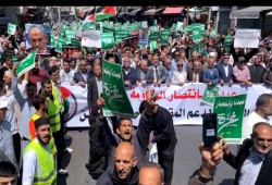 آلاف الأردنيين يواصلون فعاليات النصرة لغزة