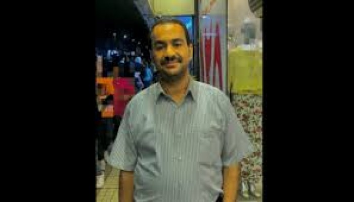 داخلية الانقلاب تعتقل زوجة الصحفي ياسر أبو العلا وشقيقتها