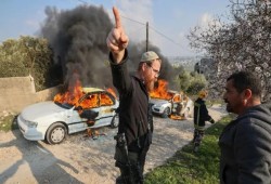 273 حريقاً أشعلها الصهاينة بالممتلكات الفلسطينية في الضفة منذ 7 أكتوبر