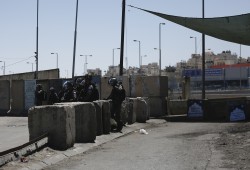 استشهاد شاب فلسطيني برصاص الاحتلال على حاجز قلنديا شمال القدس