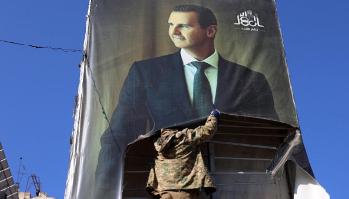 هروب بشار الأسد والثوار يدخلون دمشق