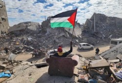 إدانة فلسطينية واسعة لتصريحات ترامب بتهجير أهالي غزة قسريا