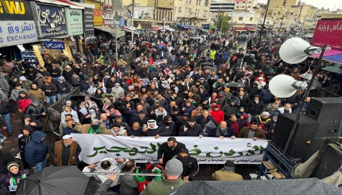 مظاهرات حاشدة في الأردن رفضا لدعوات تهجير الفلسطينيين