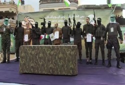 حماس: مستمرون في اتفاق وقف إطلاق النار وتبادل الأسرى