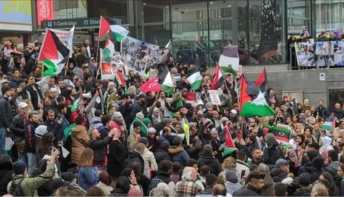 مسيرات حاشدة بمدن أمريكية ترفض مخططات ترامب لتهجير الفلسطينيين