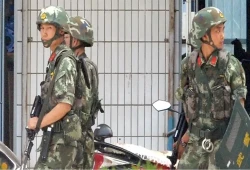 ترحيل عشرات الأويجور قسرا من تايلاند إلى الصين وسط انتقادات حقوقية