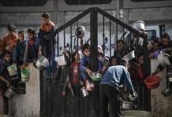 مليون طفل يواجهون الموت جوعا في غزة