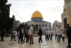 حماس تدعو فلسطينيي الضفة للاشتباك مع الاحتلال دفاعاً عن الأقصى