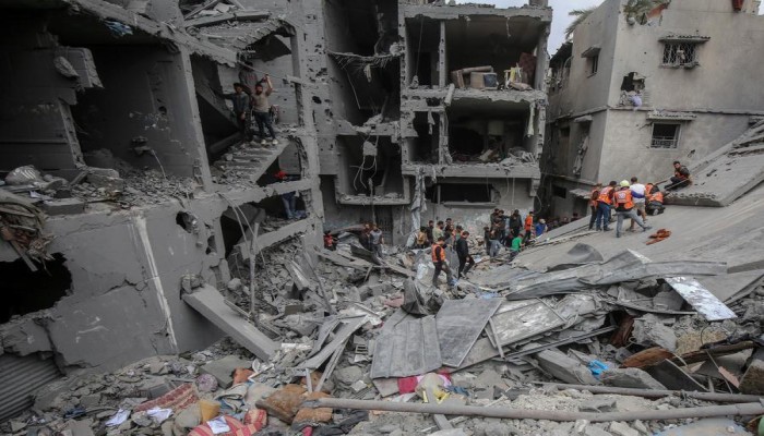 الاحتلال يهجر 300 ألف فلسطيني شمال غزة خلال 48 ساعة
