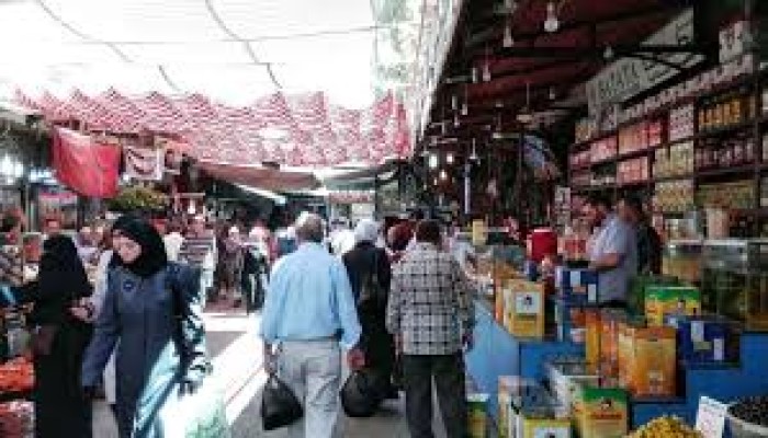 الأسواق السورية تستعد للانتعاش وسط تفاؤل واسع بعد رفع العقوبات