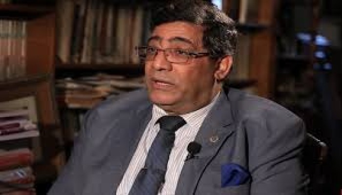 تدهور صحة د. عبد الخالق فاروق في سجون الانقلاب