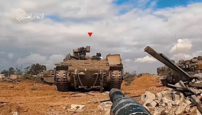 القسام تنشر مشاهد لاستهداف قوة صهيونية تحصنت بمنزل في بيت لاهيا