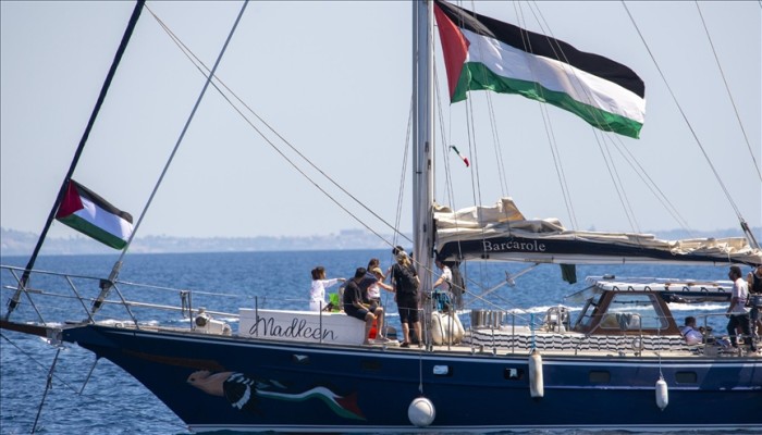 السفينة مادلين تقترب من غزة.. على بعد 100 ميل