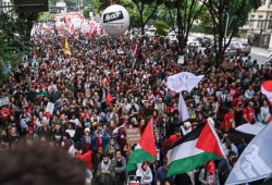 مظاهرات حاشدة في البرازيل رفضاً لجرائم الاحتلال