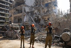 دمار كبير في تل أبيب وصاروخ إيراني يصيب مستشفى سوروكا