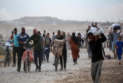 الأغذية العالمي يندّد بقتل المجوّعين في غزة ويدعو لفتح المعابر فوراً