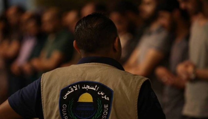 الاحتلال يعتقل حارس الأقصى عرفات نجيب ويصدر قرار إبعاد بحقه