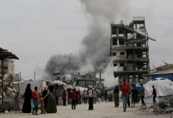 حماس تجري مشاورات مع القوى الفلسطينية بشأن وقف إطلاق النار بغزة