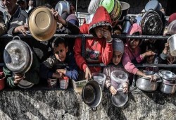 المجاعة تفتك بأطفال غزة وسط صمت عالمي مخزٍ