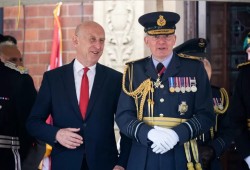 فضيحة التجسس البريطاني في غزة.. أسئلة محرجة لقائد عسكري