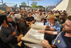 حماس: اقتحامات الأقصى لن تفلح في تغيير هوية المسجد الإسلامية