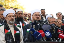 بيان من اتحاد علماء المسلمين إلى الأمة والإنسانية جمعاء وأحرار العالم