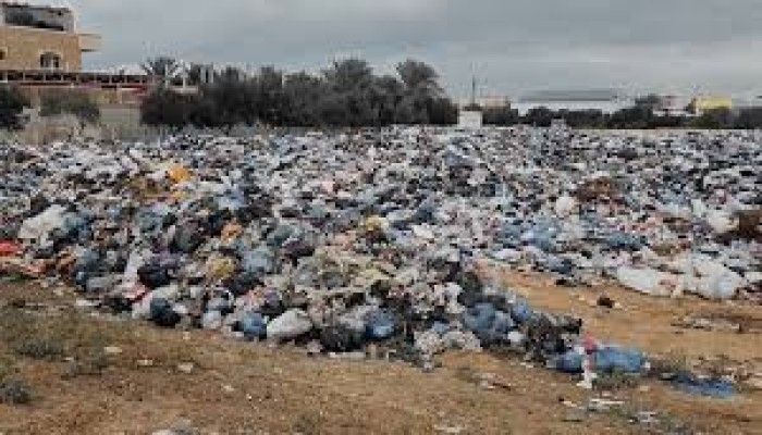 كارثة صحية وبيئية تهدد غزة نتيجة تكدس النفايات