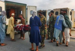 800 قتيل في زلزال عنيف شرقي أفغانستان