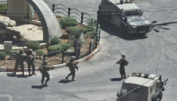 الاحتلال يمنع طلاباً ومعلمين من مدارسهم بالضفة
