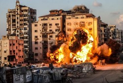 الاحتلال يواصل المجازر في غزة.. وتدمير واسع للمنازل