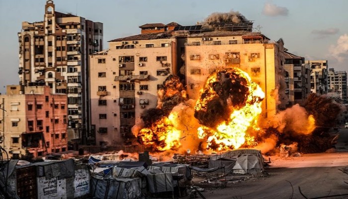 الاحتلال يواصل المجازر في غزة.. وتدمير واسع للمنازل