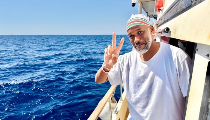 أسطول الصمود المغاربي ينجح في دخول بحر غزة