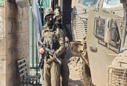 إرهابي صهيوني يدعس أمًّا فلسطينية وطفليها.. وتصاعد الاقتحامات بالضفة