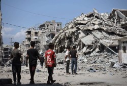 الأورومتوسطي يدعو لإدخال الصحفيين الدوليين ولجان التحقيق إلى غزة