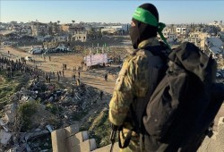 محللون صهاينة: حماس خرجت منتصرة سياسيا في غزة