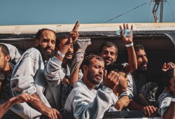 محررون يكشفون أهوال الإبادة داخل سجون الاحتلال