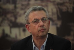 البرغوثي يدعو لتشكيل قيادة فلسطينية موحدة