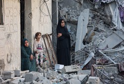 الأزمة الإنسانية بغزة مستمرة وسط نداءات دولية لتدفق للمساعدات