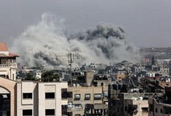 الاحتلال يقصف خانيونس وشرقي مخيم البريج وغزة