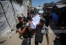 استشهاد فلسطيني وإصابة آخر برصاص الاحتلال شرقي غزة