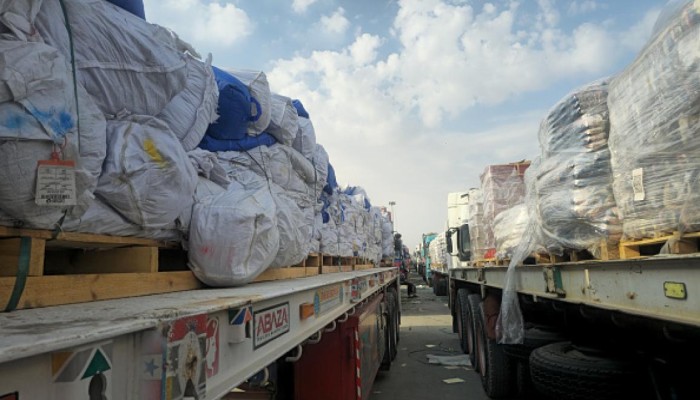 الاحتلال يُجبر المنظمات الإنسانية على وقف عملها بغزو والضفة