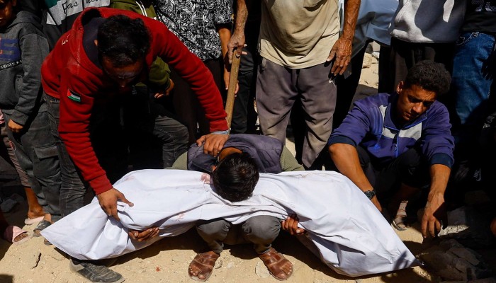 استشهاد فلسطيني برصاص الاحتلال شرقي مخيم البريج