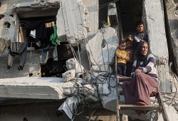 شهيد بقصف صهيوني في خان يونس وترقب لملف الضابط جولدين