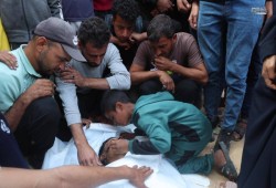 حصيلة الإبادة بغزة تصل 240,750 شهيداً وجريحاً