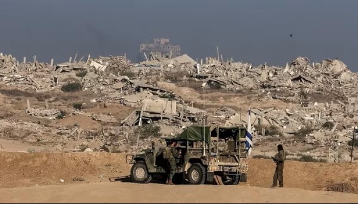 غزة تحت القصف والمعاناة بعد شهرين من وقف إطلاق النار